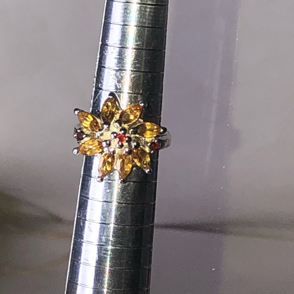 Sterling Silver Golden Citrine and Red Garnet Faceted Flower Ring Sz 7 - Picture 9 of 17